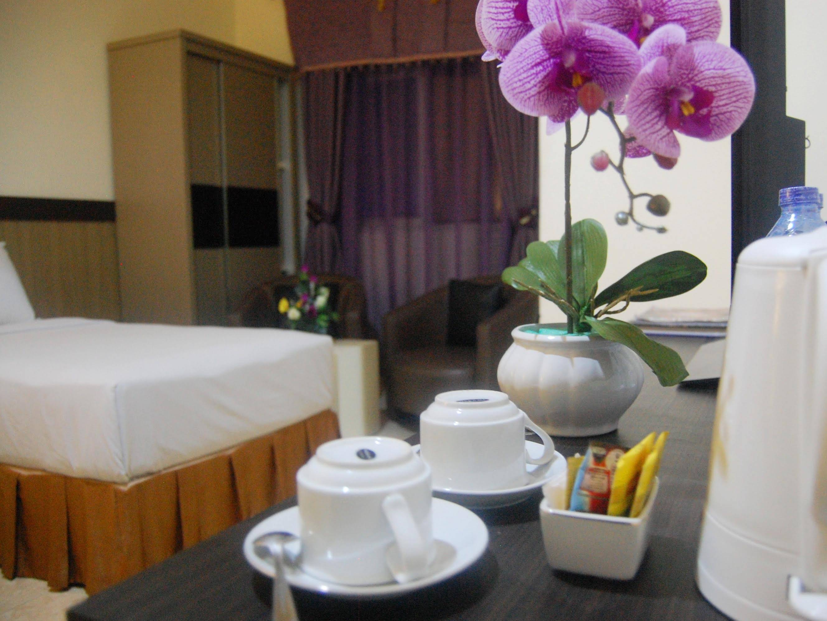 OYO 736 Hotel Best Skip