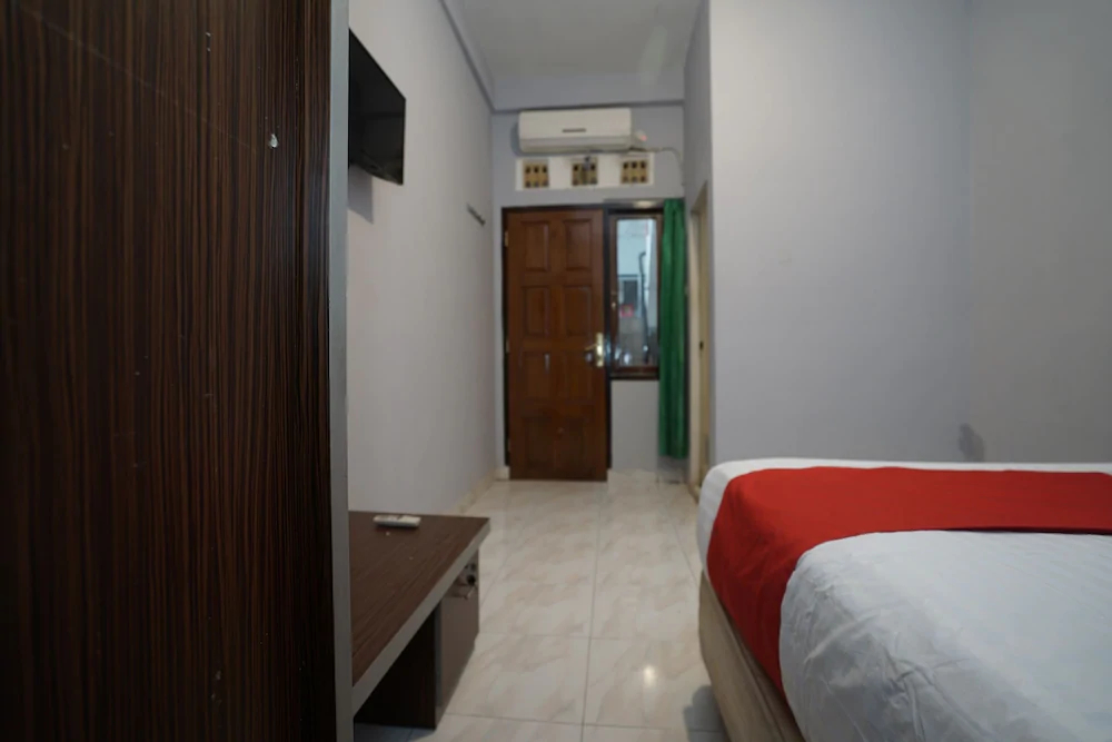 Costarina by OYO Rooms