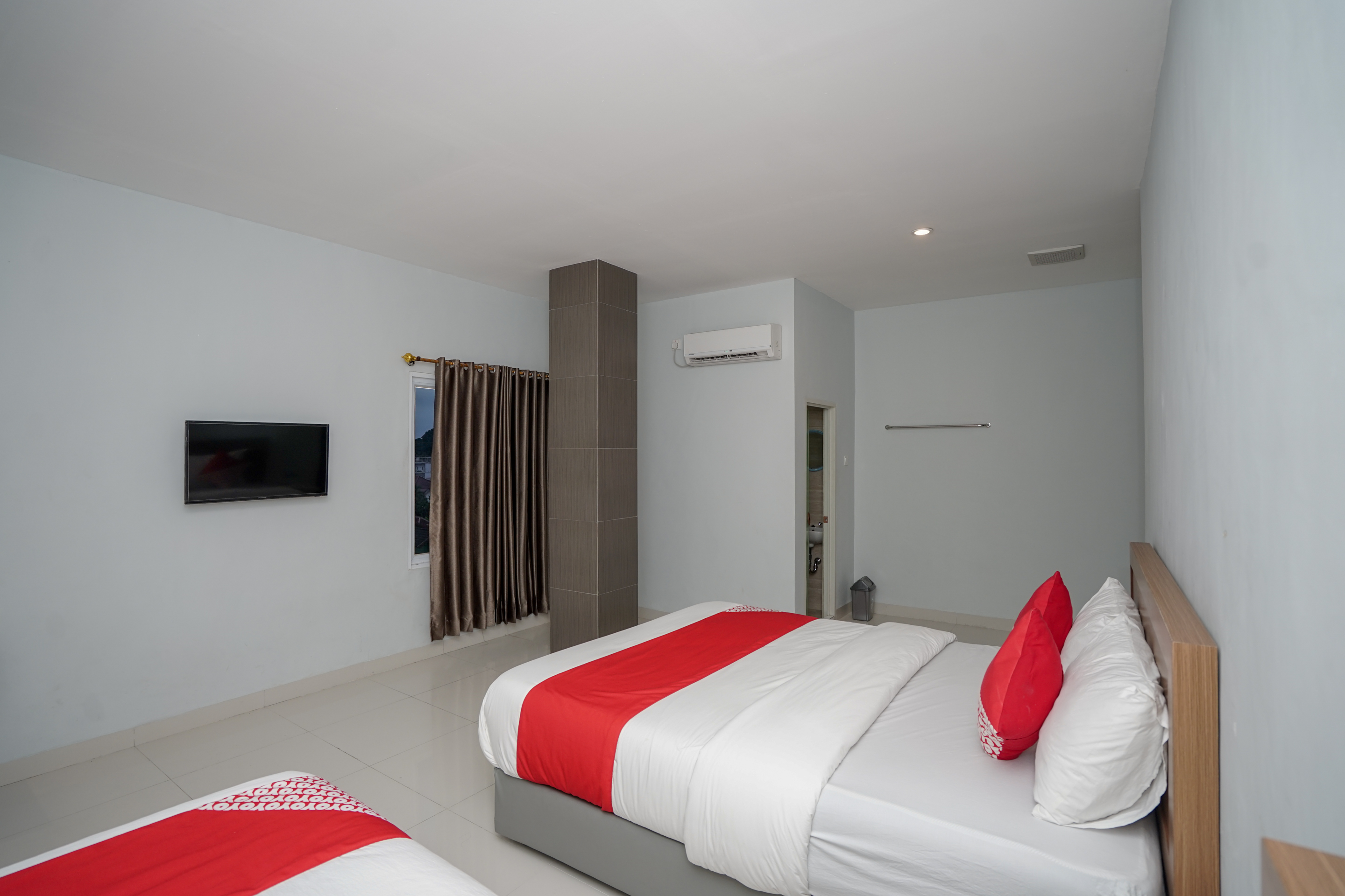 Express Inn