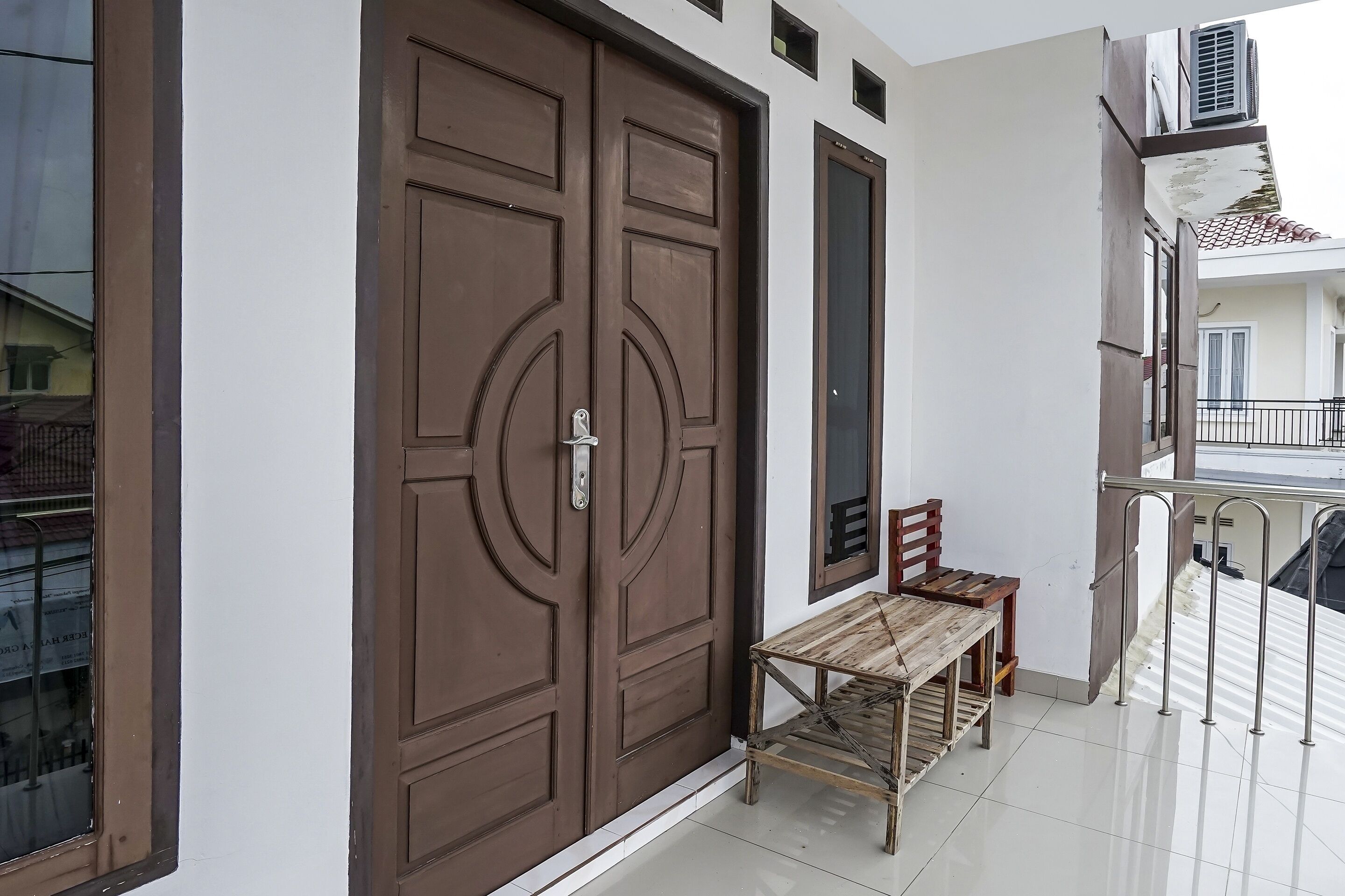 Ferezsa Kost Syariah By OYO