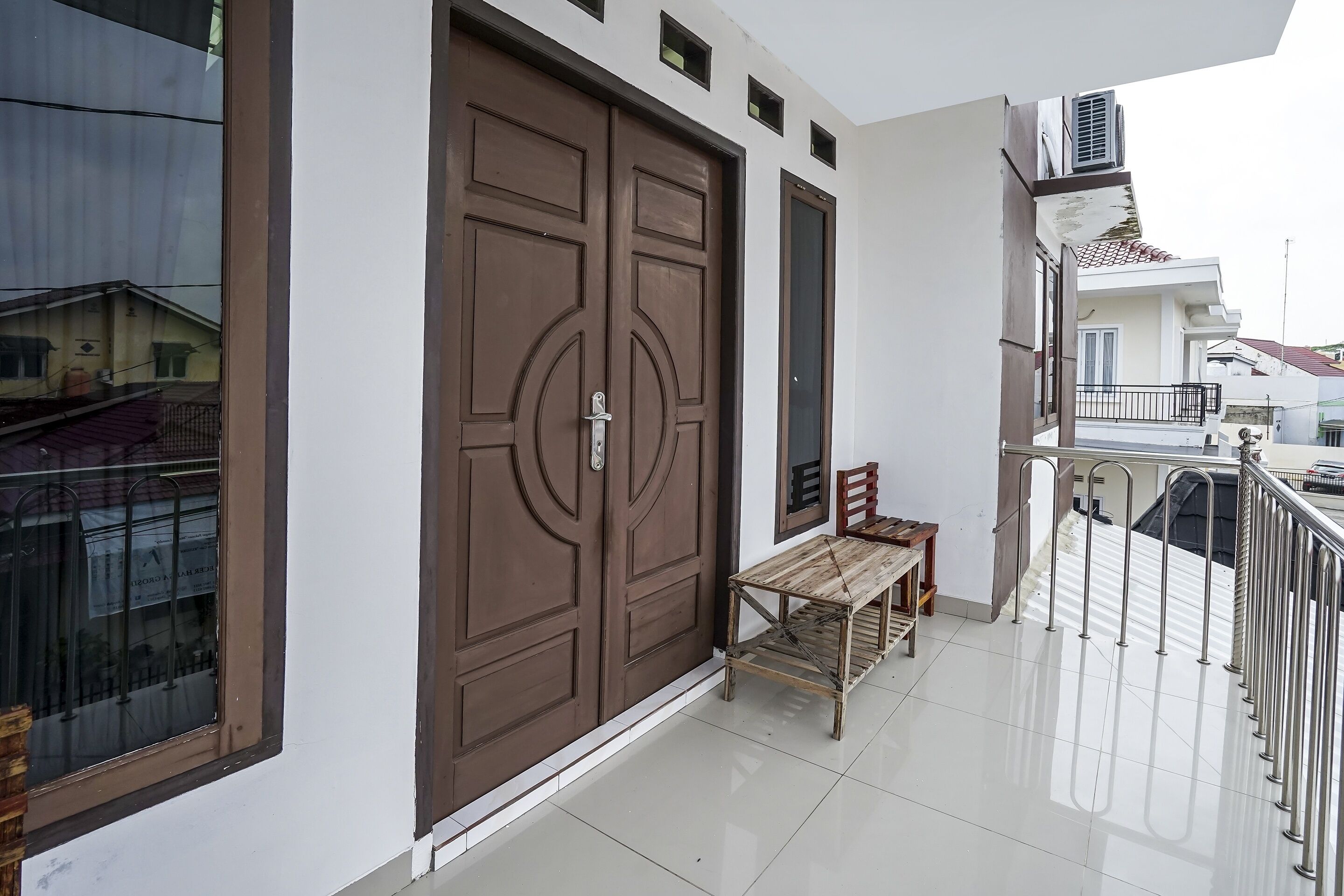Ferezsa Kost Syariah By OYO