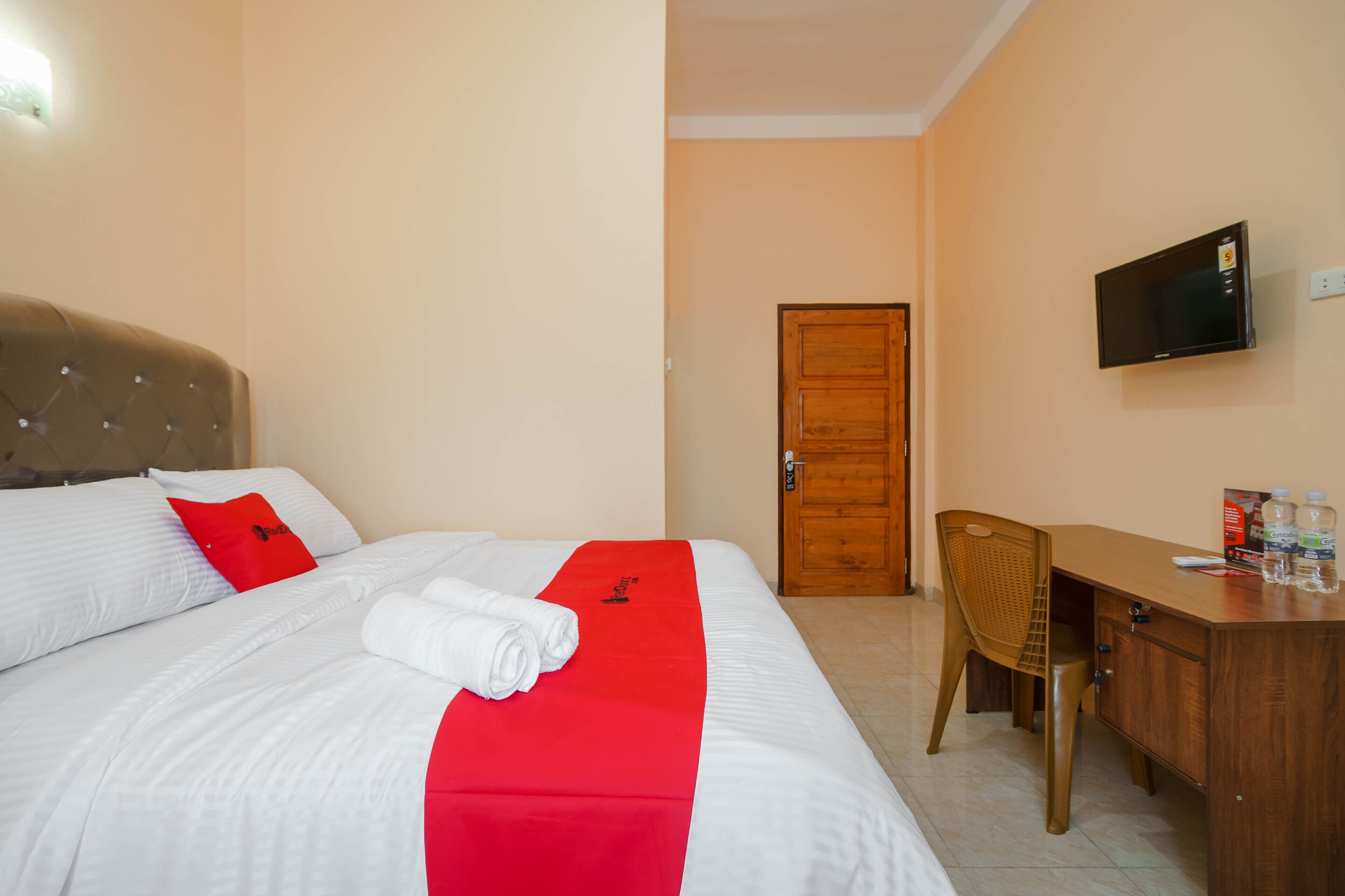 Graha Aditya by RedDoorz