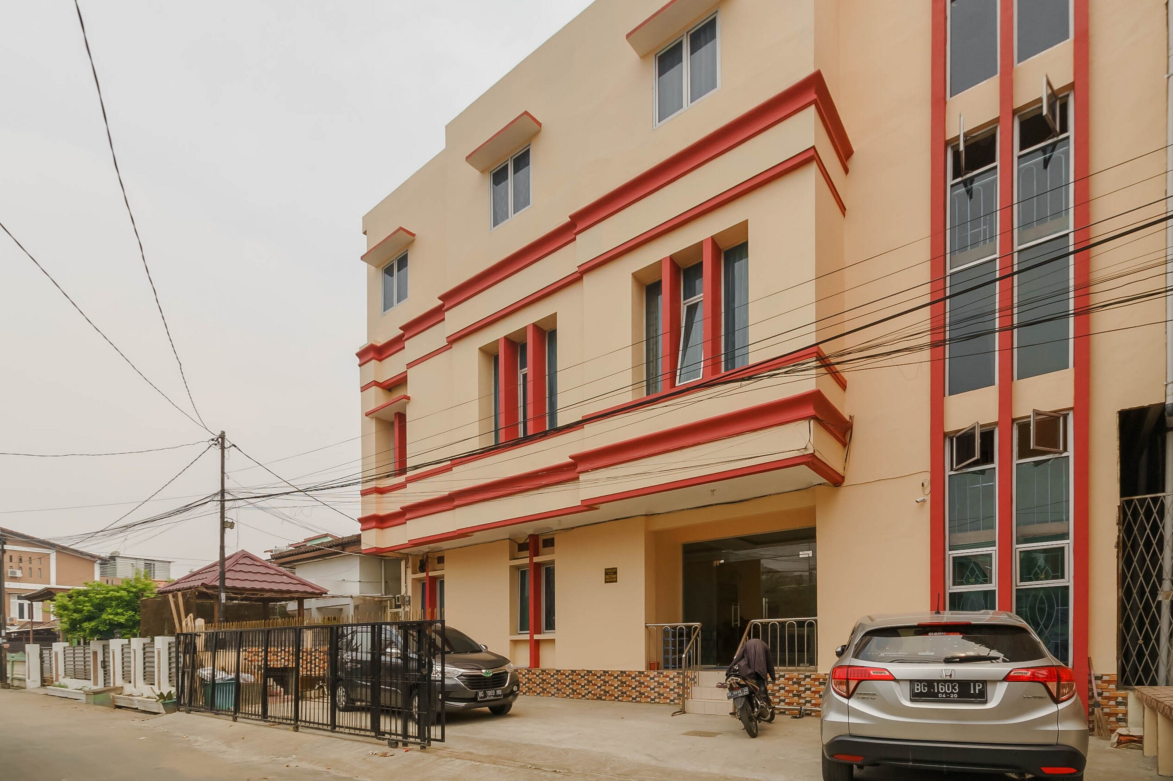 Graha Aditya by RedDoorz