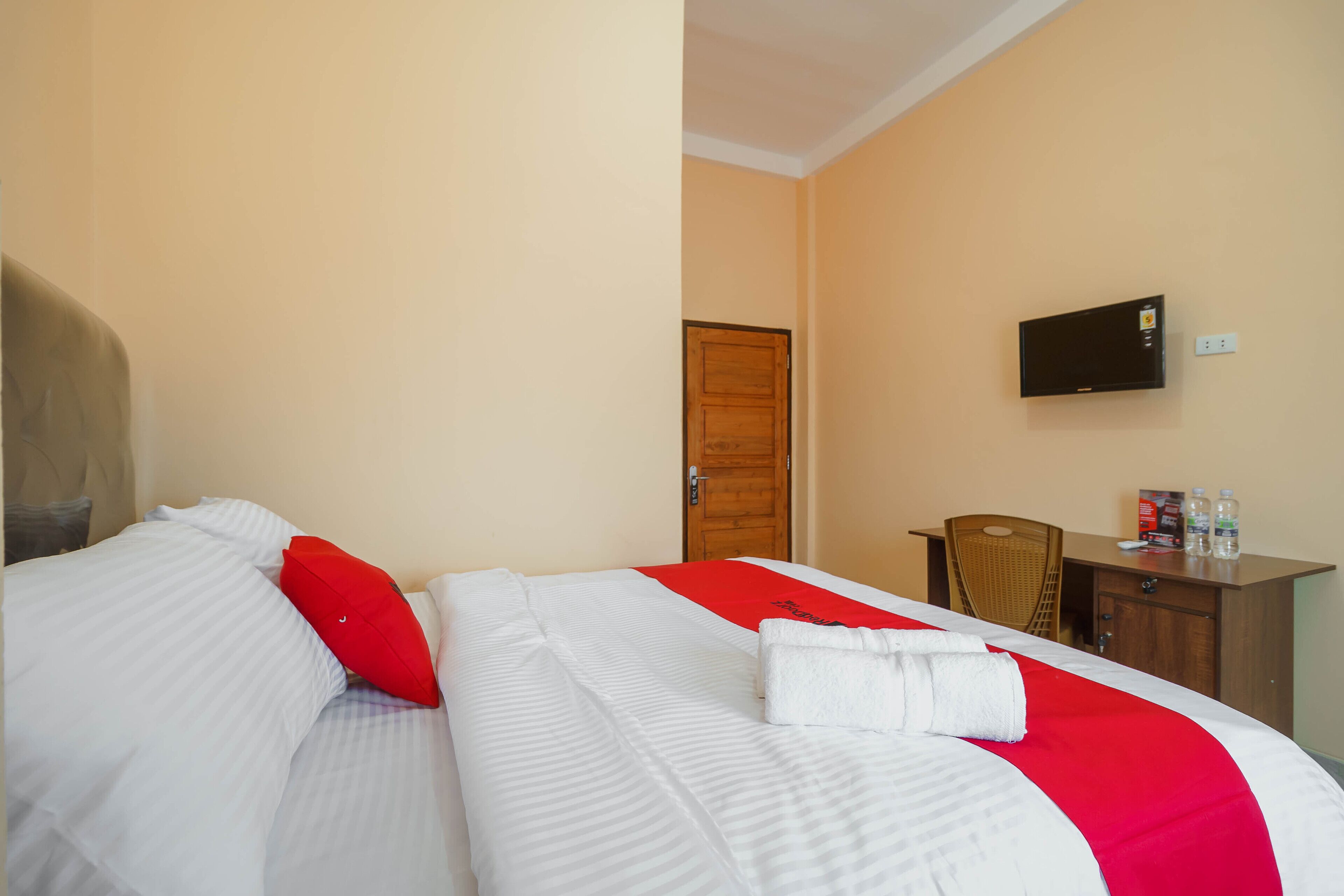 Graha Aditya by RedDoorz