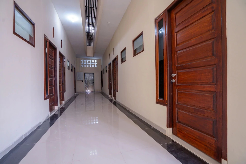 Green Homestay  by OYO Rooms