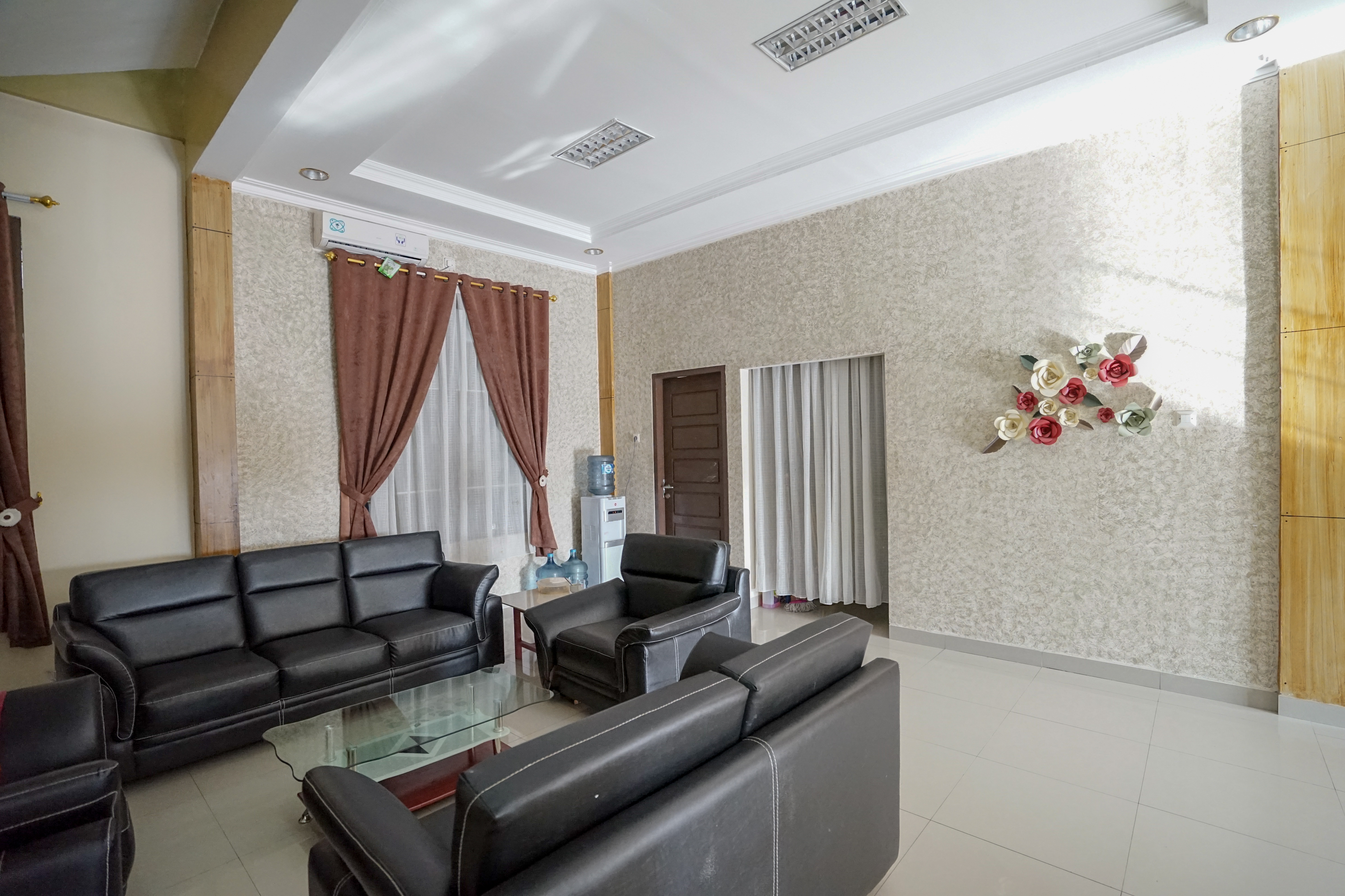 Guest House Dempo Jakabaring By OYO Rooms