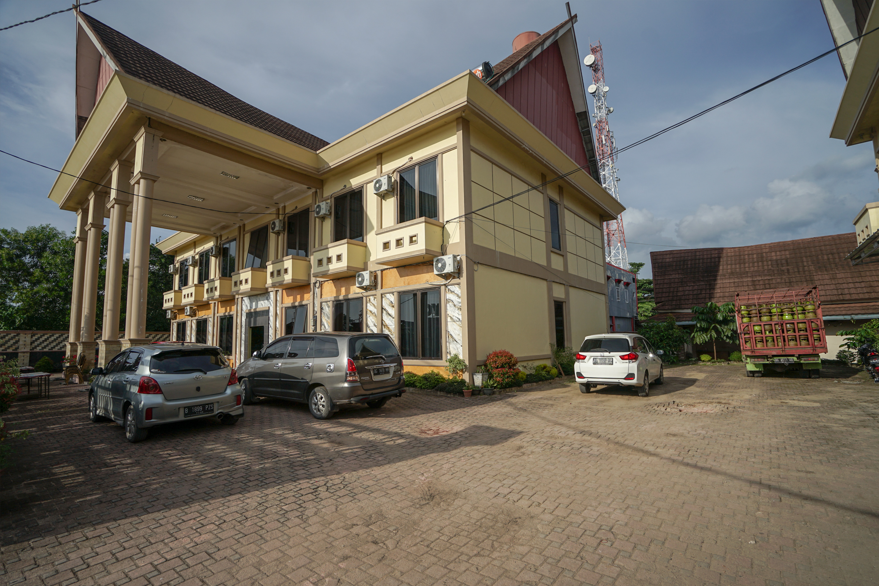 Guest House Dempo Jakabaring By OYO Rooms
