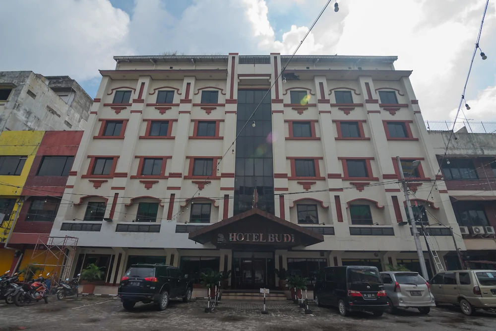 Hotel Budi by RedDoorz