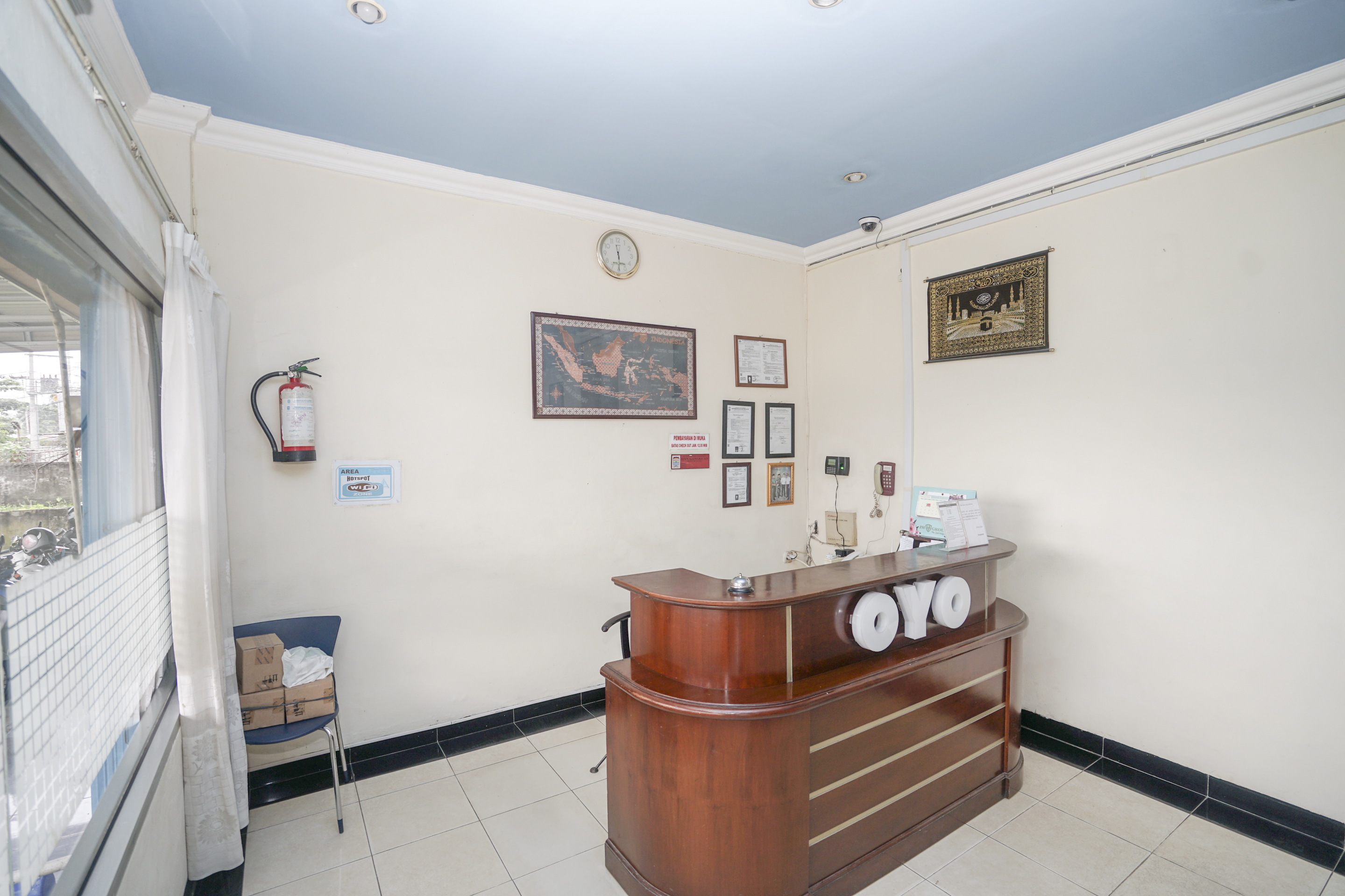 Hotel Central By OYO Rooms