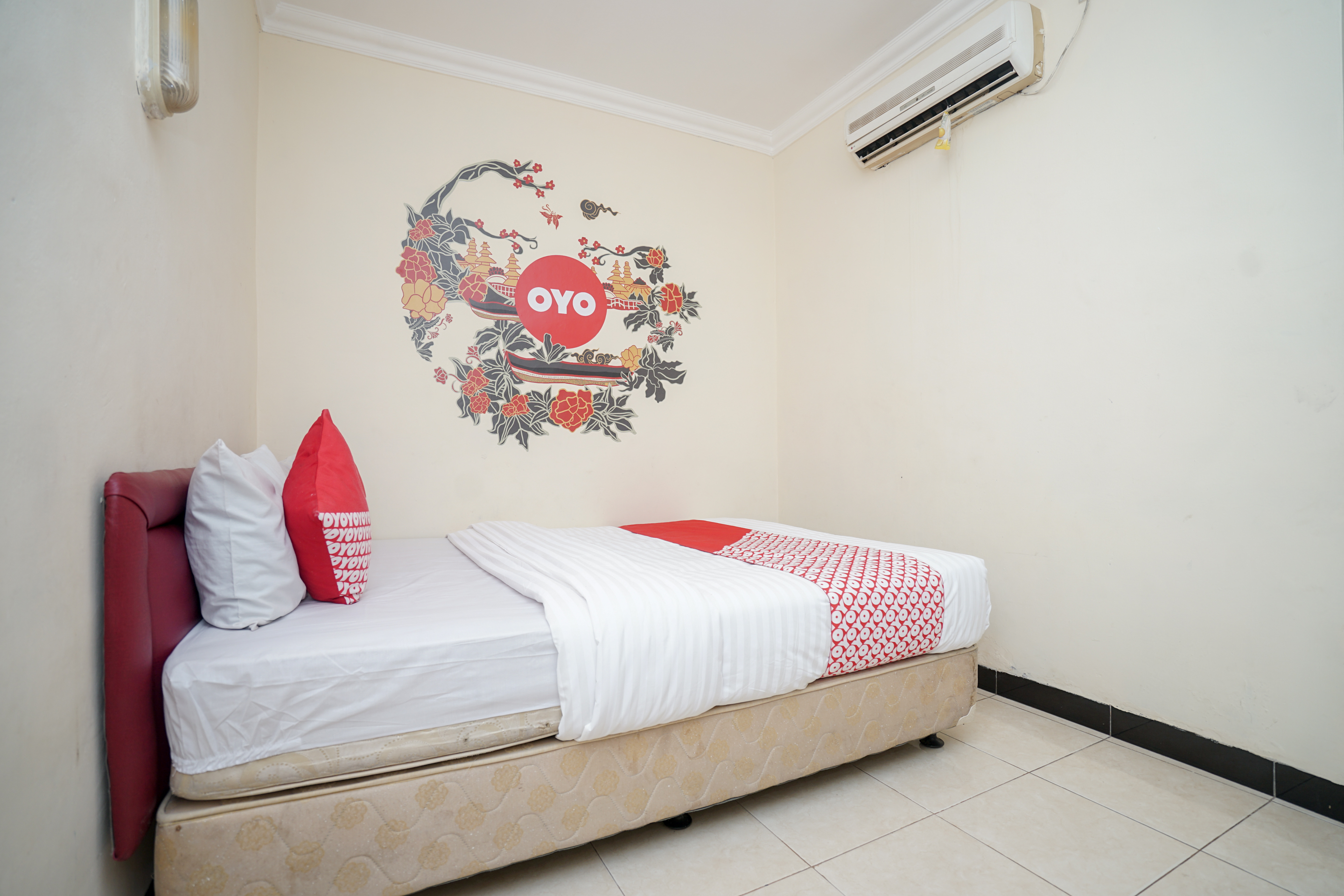 Hotel Central By OYO Rooms