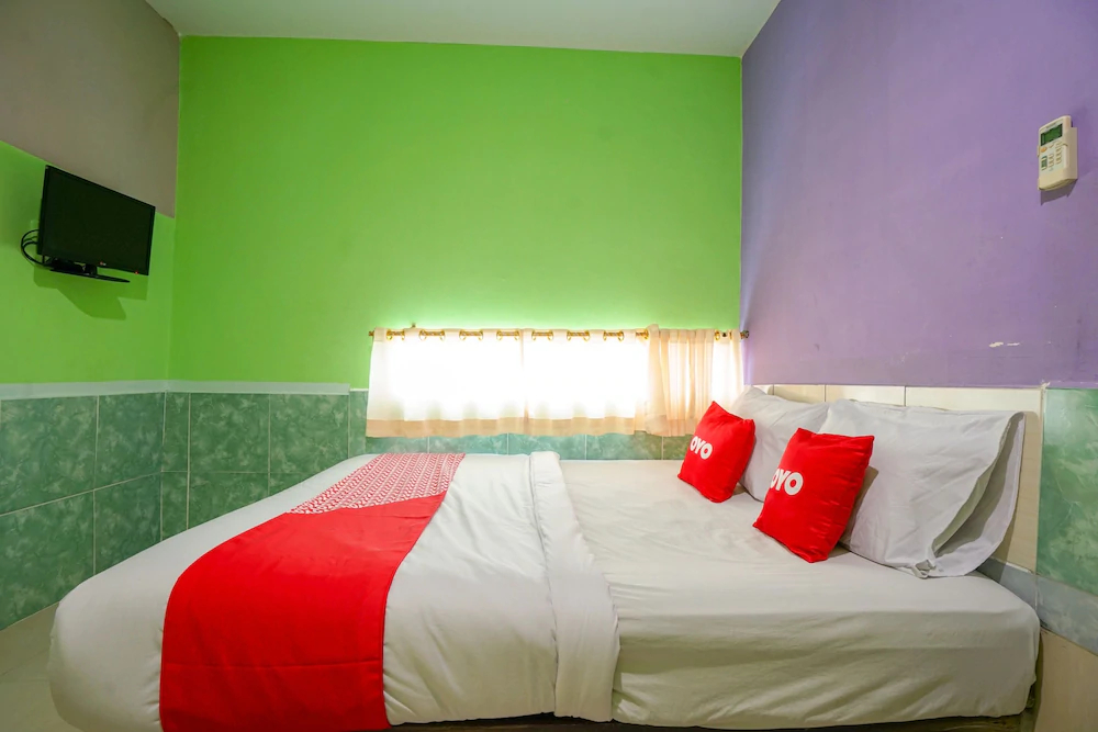 Hotel Lendosis by OYO Rooms