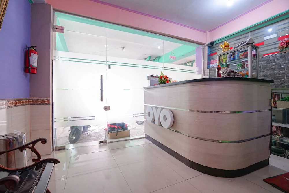 Hotel Lendosis by OYO Rooms