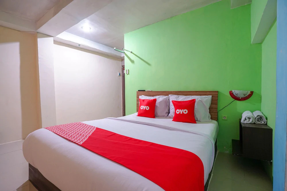 Hotel Lendosis by OYO Rooms