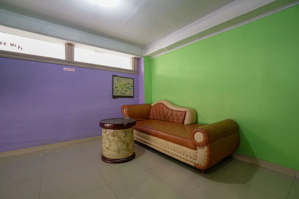 Hotel Lendosis by OYO Rooms