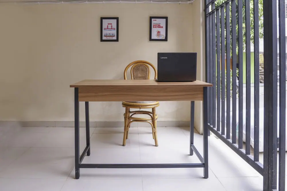 Hotel Perdana Syariah by OYO Rooms