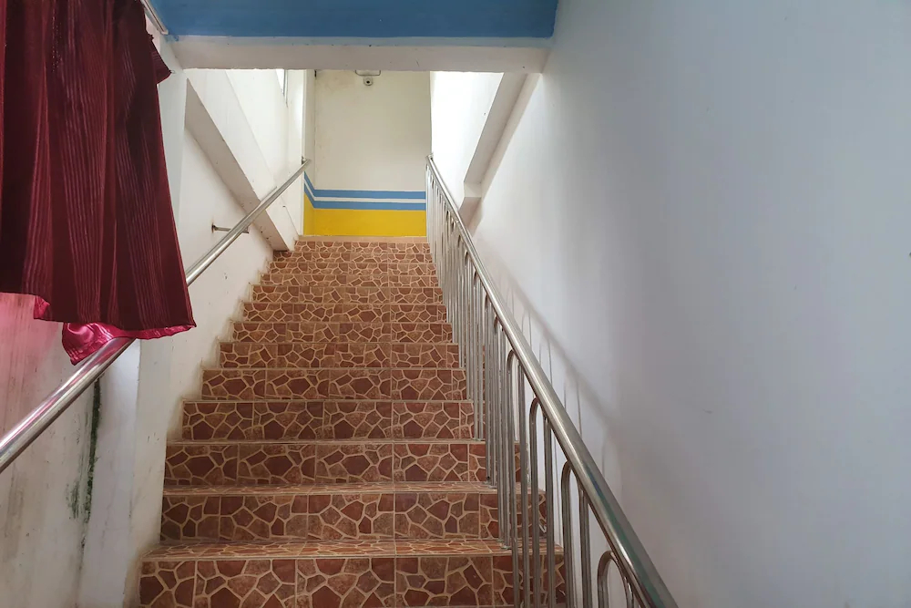 Hotel Perdana Syariah by OYO Rooms