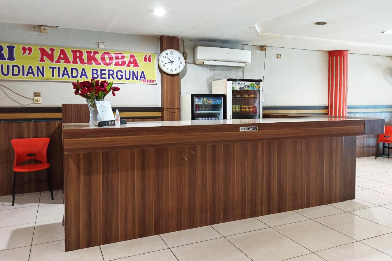 Hotel Rd Premium by OYO Rooms