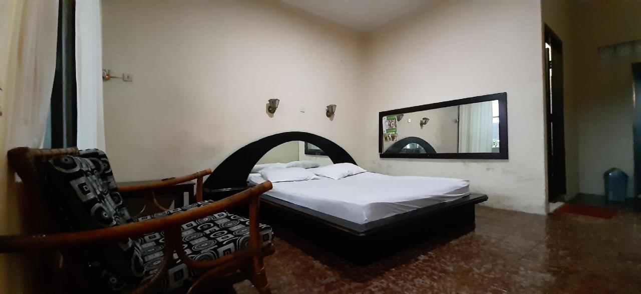 Hotel Rian Palembang by OYO Rooms