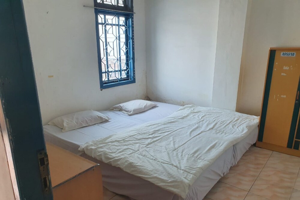 Kost Laguna by OYO Rooms