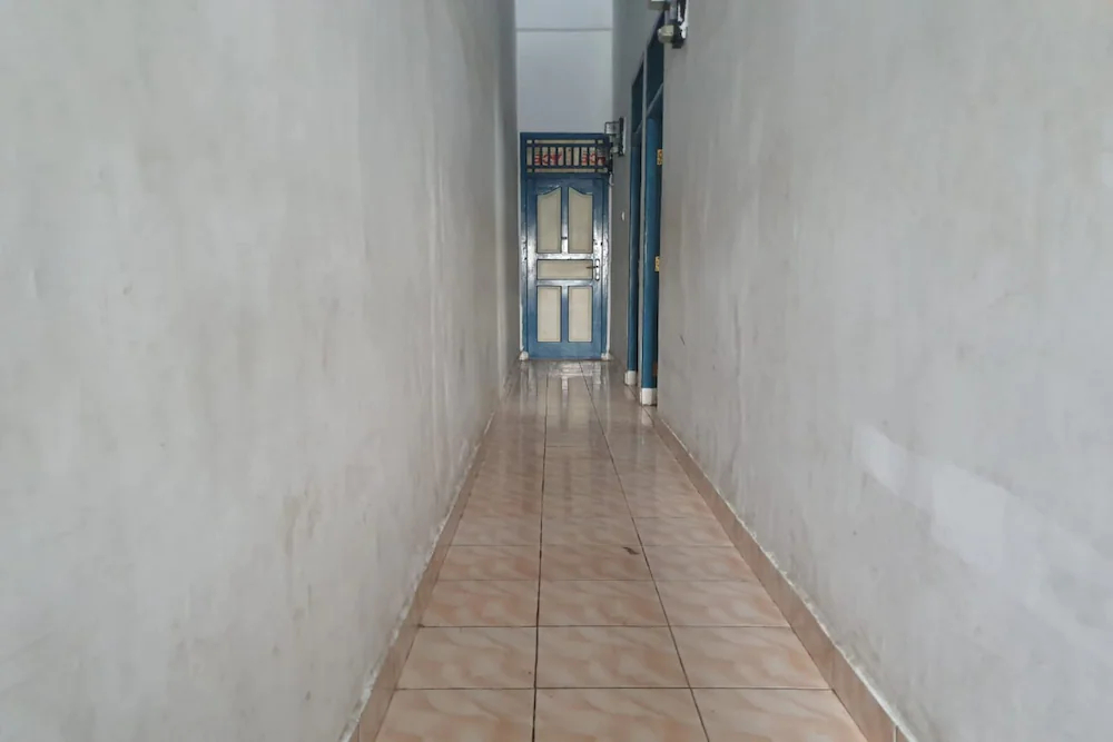 Kost Laguna by OYO Rooms