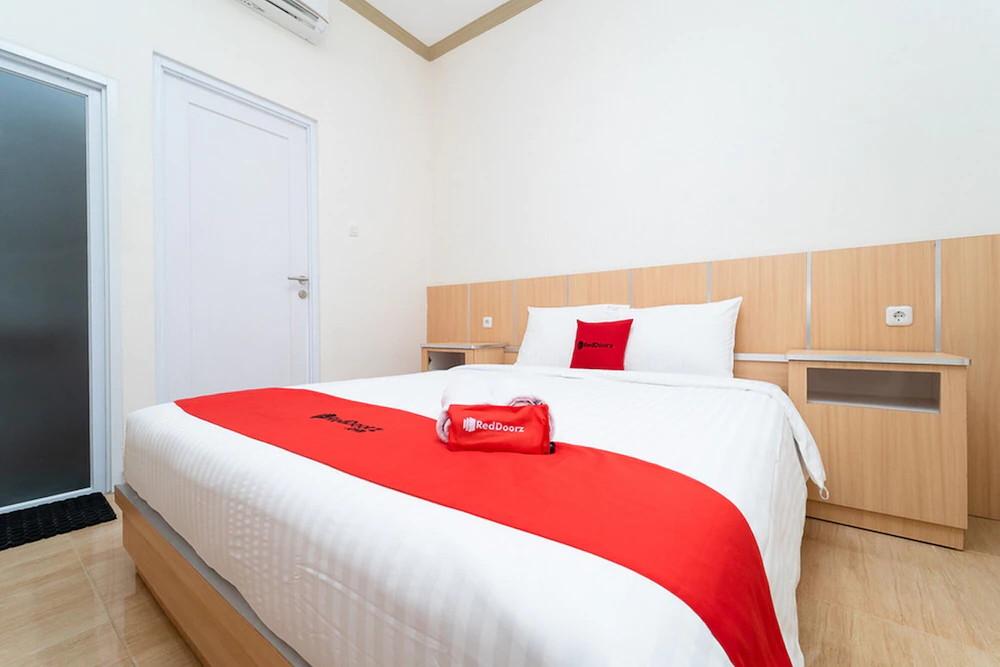 Macan Kumbang Residence by Reddoorz