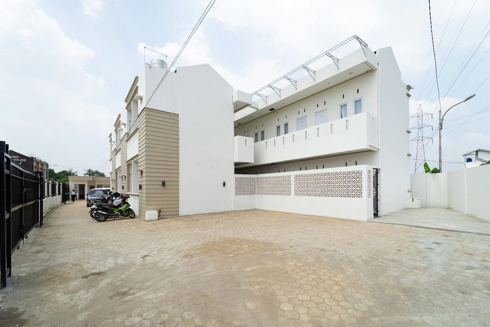 Macan Kumbang Residence by Reddoorz