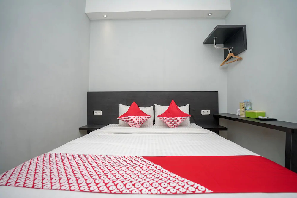 Maximus Prime By OYO Rooms