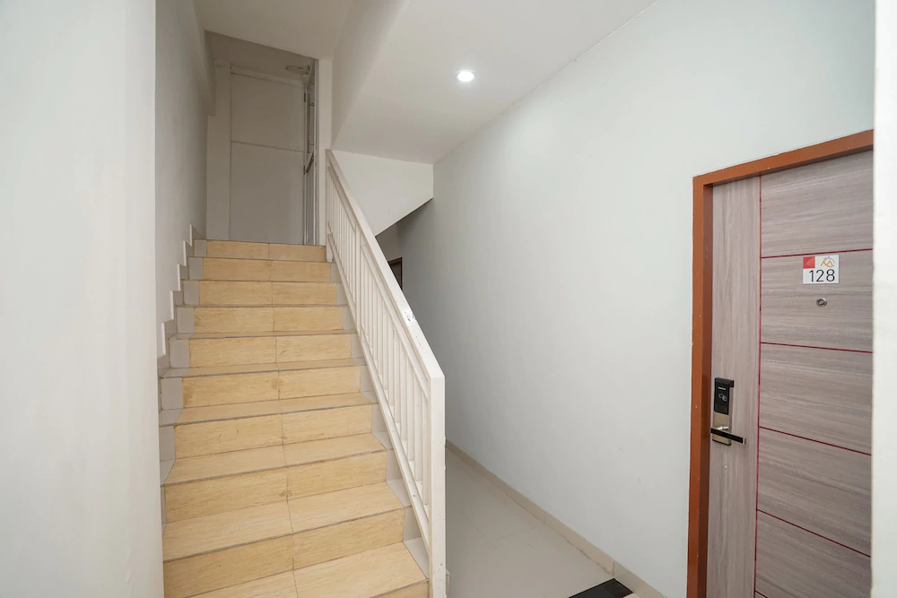 Maximus Prime By OYO Rooms