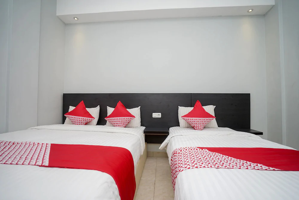 Maximus Prime By OYO Rooms