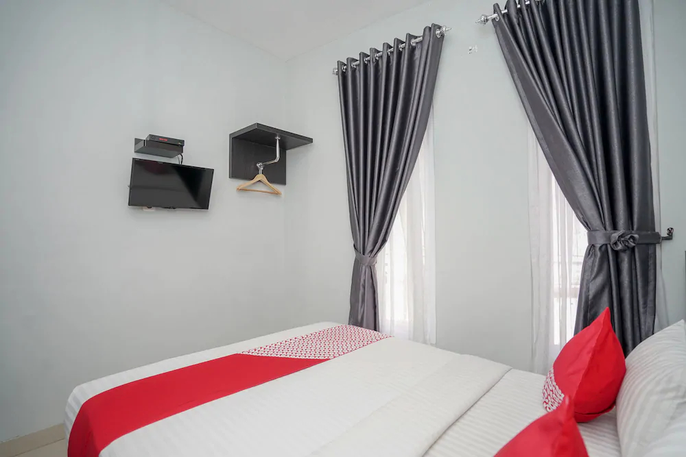 Maximus Prime By OYO Rooms