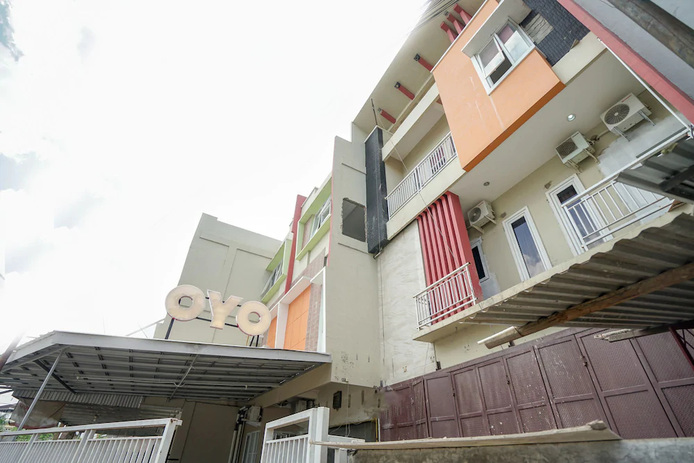 Maximus Prime By OYO Rooms