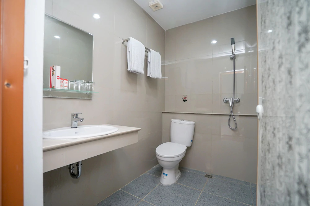 Maximus Prime By OYO Rooms