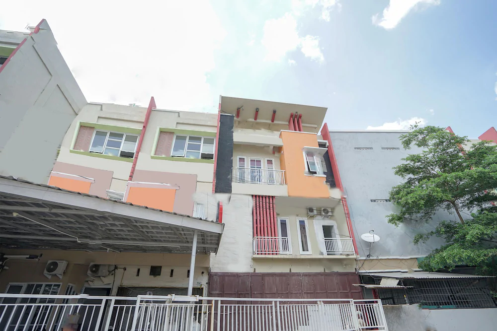 Maximus Prime By OYO Rooms