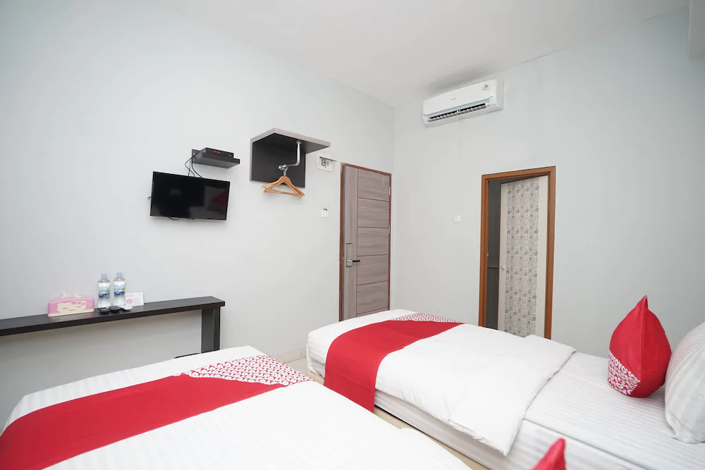 Maximus Prime By OYO Rooms