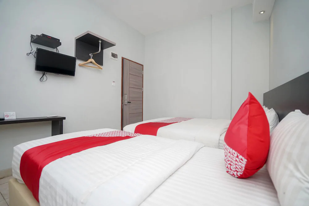 Maximus Prime By OYO Rooms