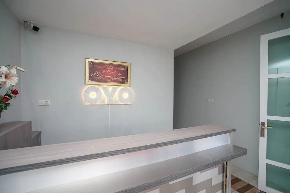 Maximus Prime By OYO Rooms