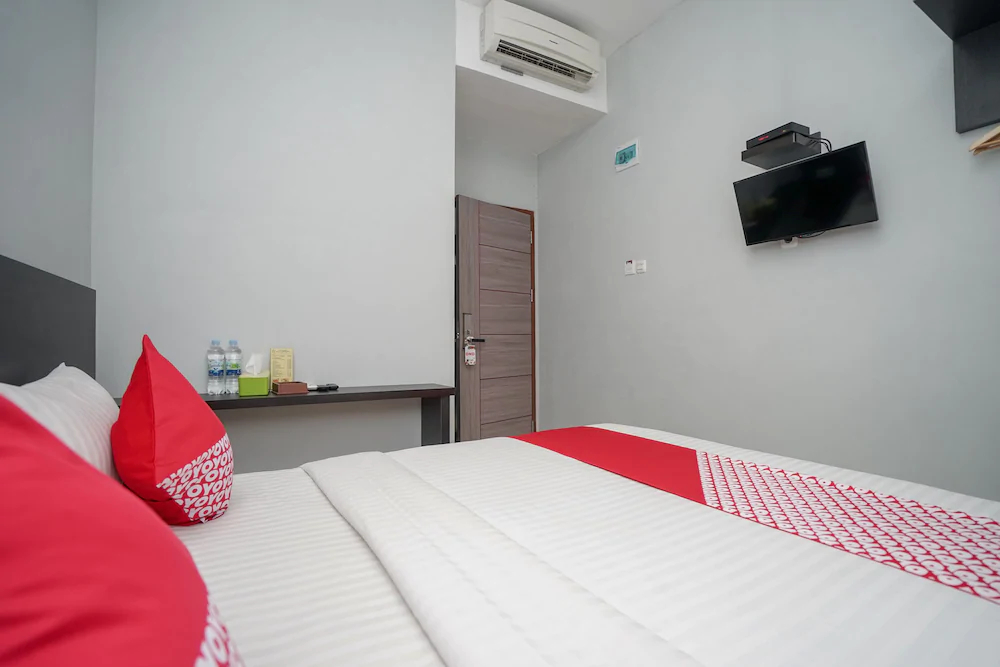 Maximus Prime By OYO Rooms