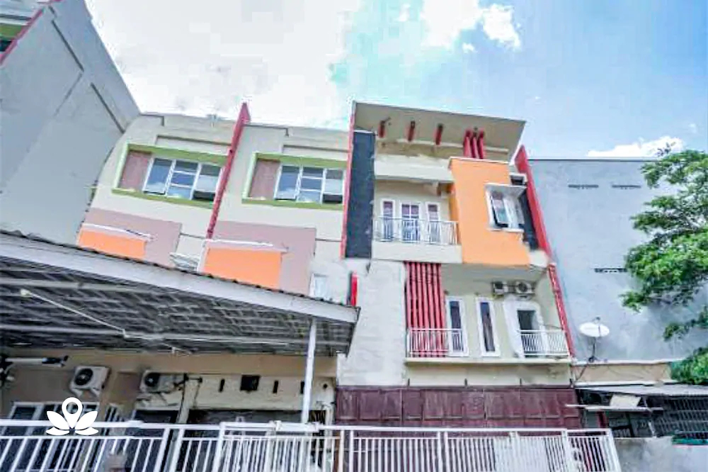 Maximus Prime by ZEN Rooms