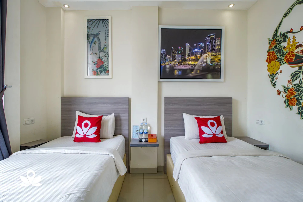 Maximus Prime by ZEN Rooms