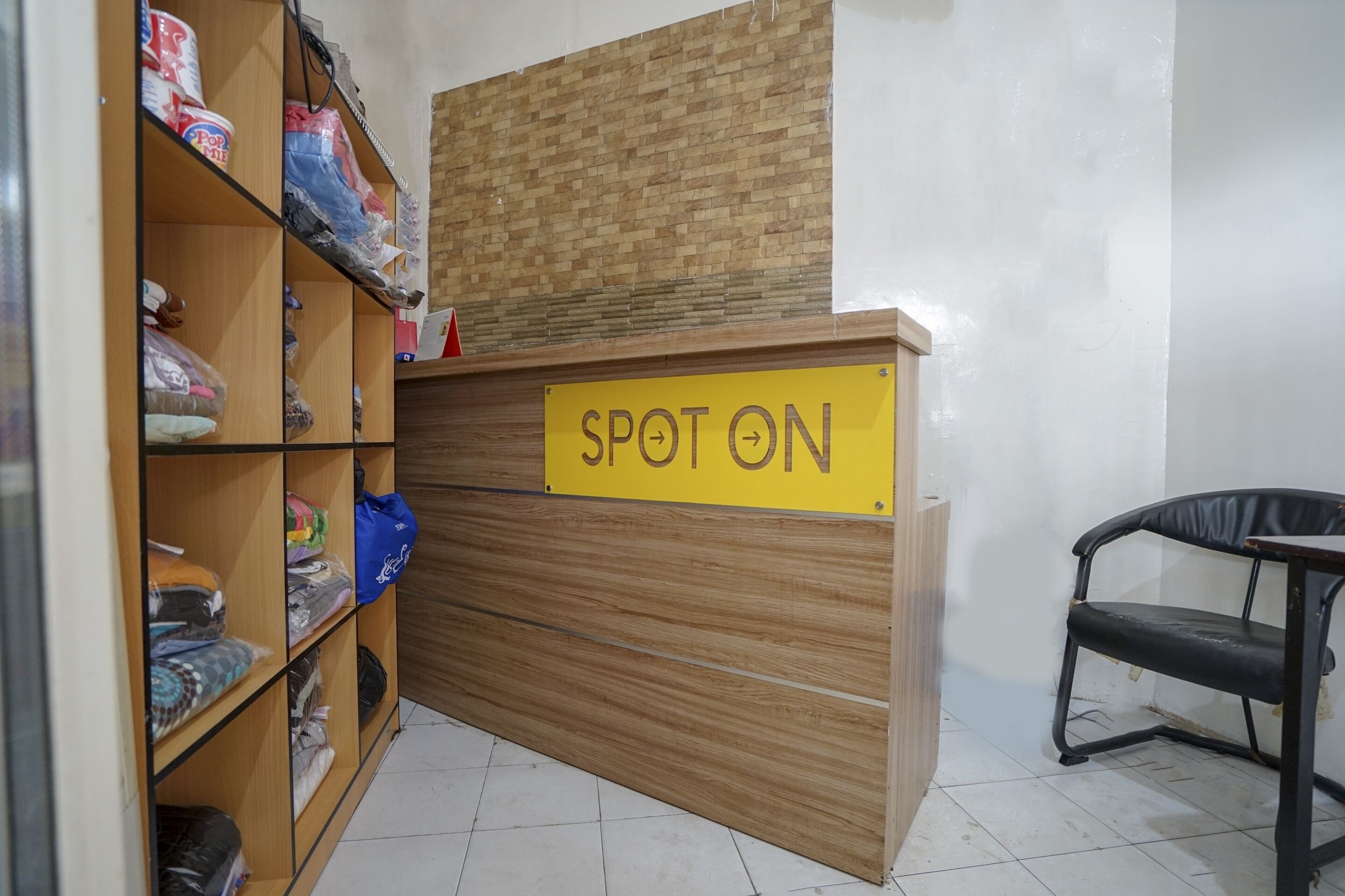 Mega Kost by OYO Rooms