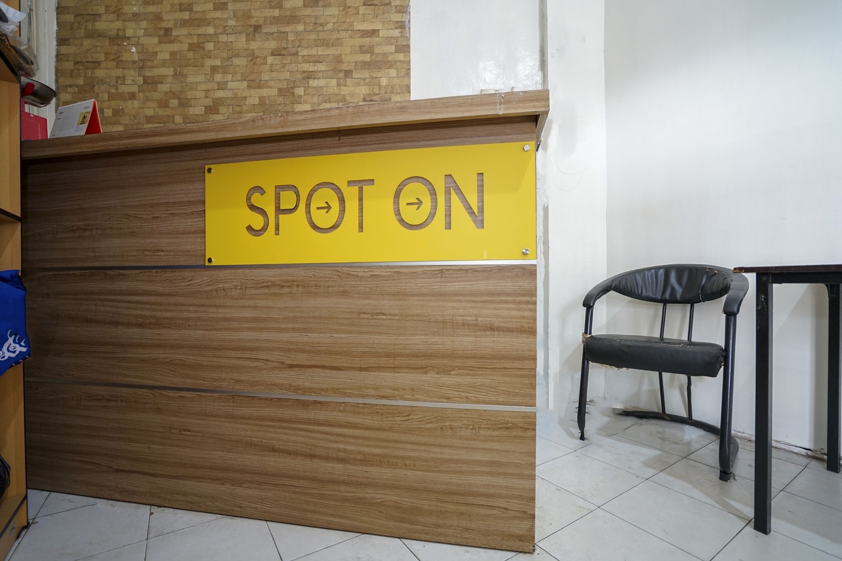Mega Kost by OYO Rooms