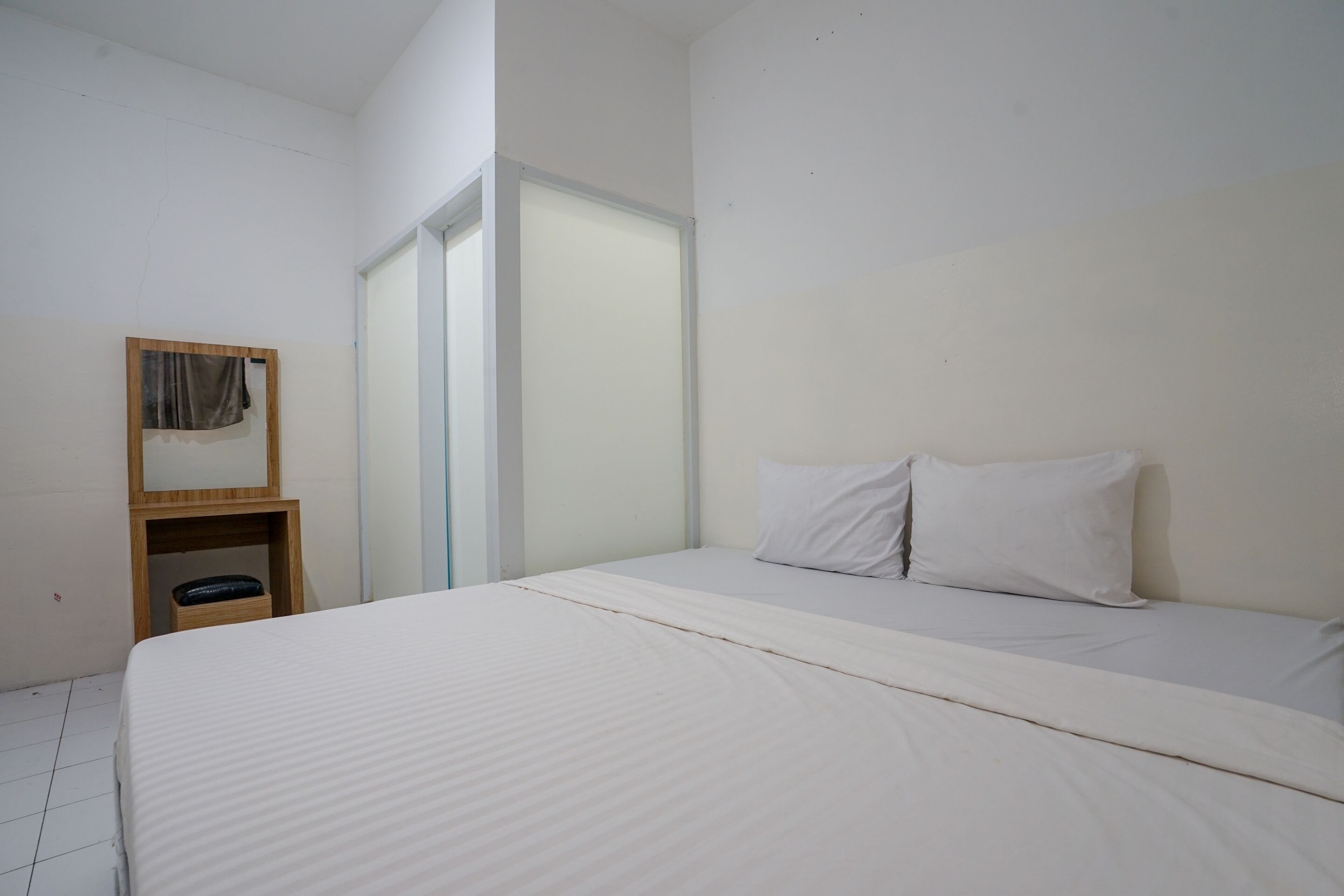 Mega Kost by OYO Rooms
