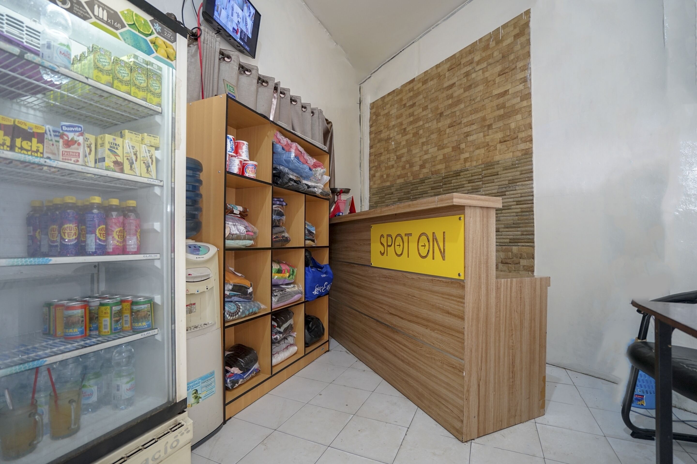 Mega Kost by OYO Rooms