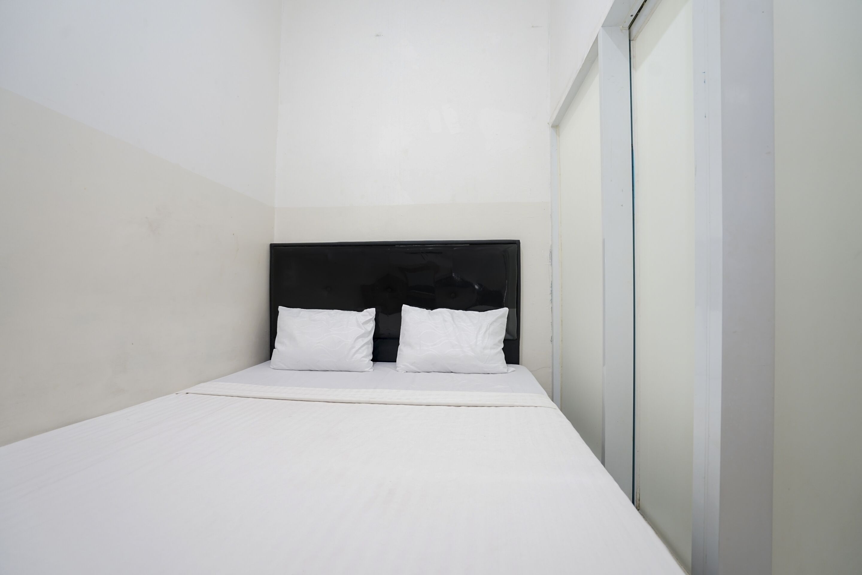 Mega Kost by OYO Rooms