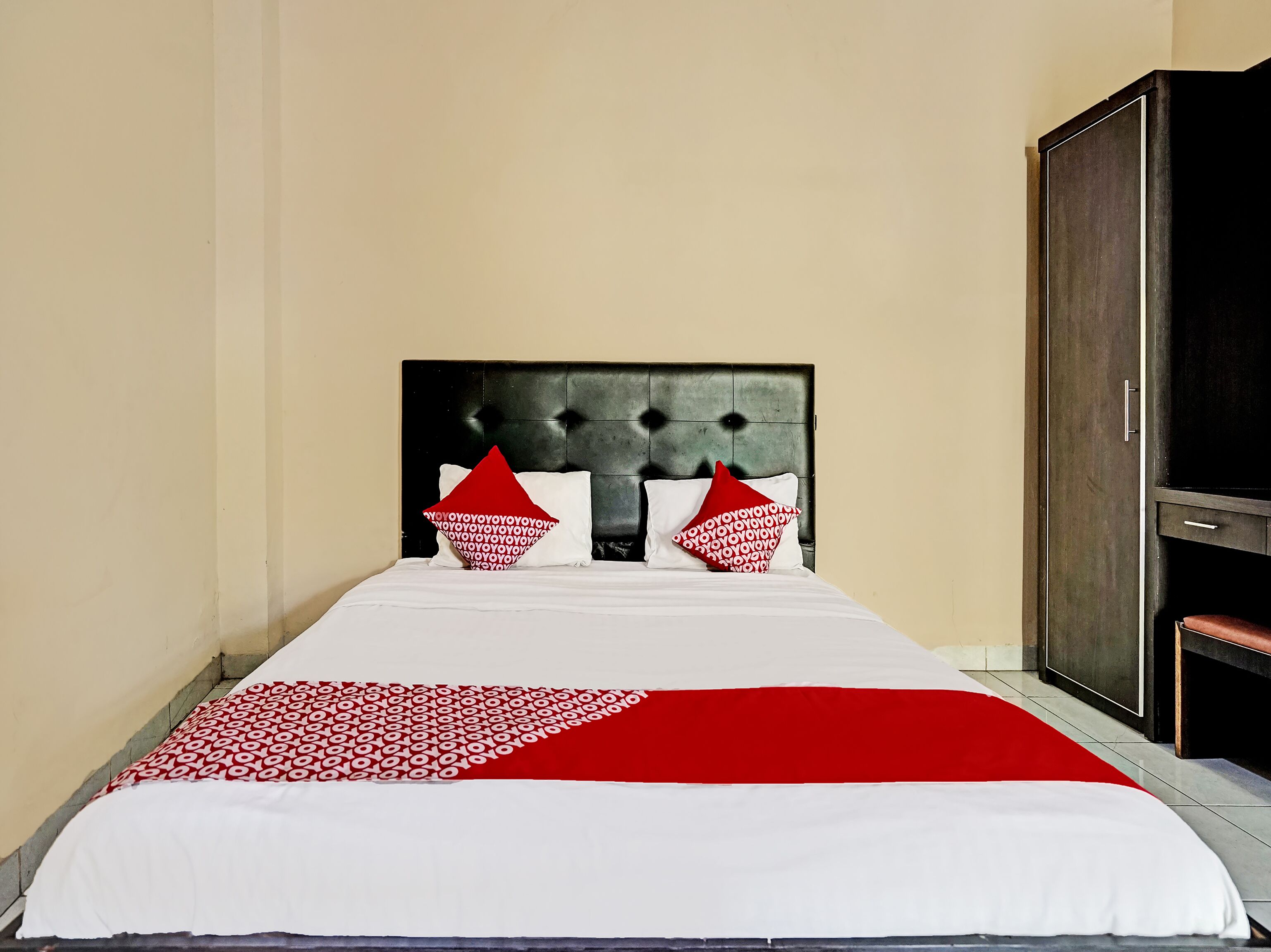 Nugraha Kost by Oyo