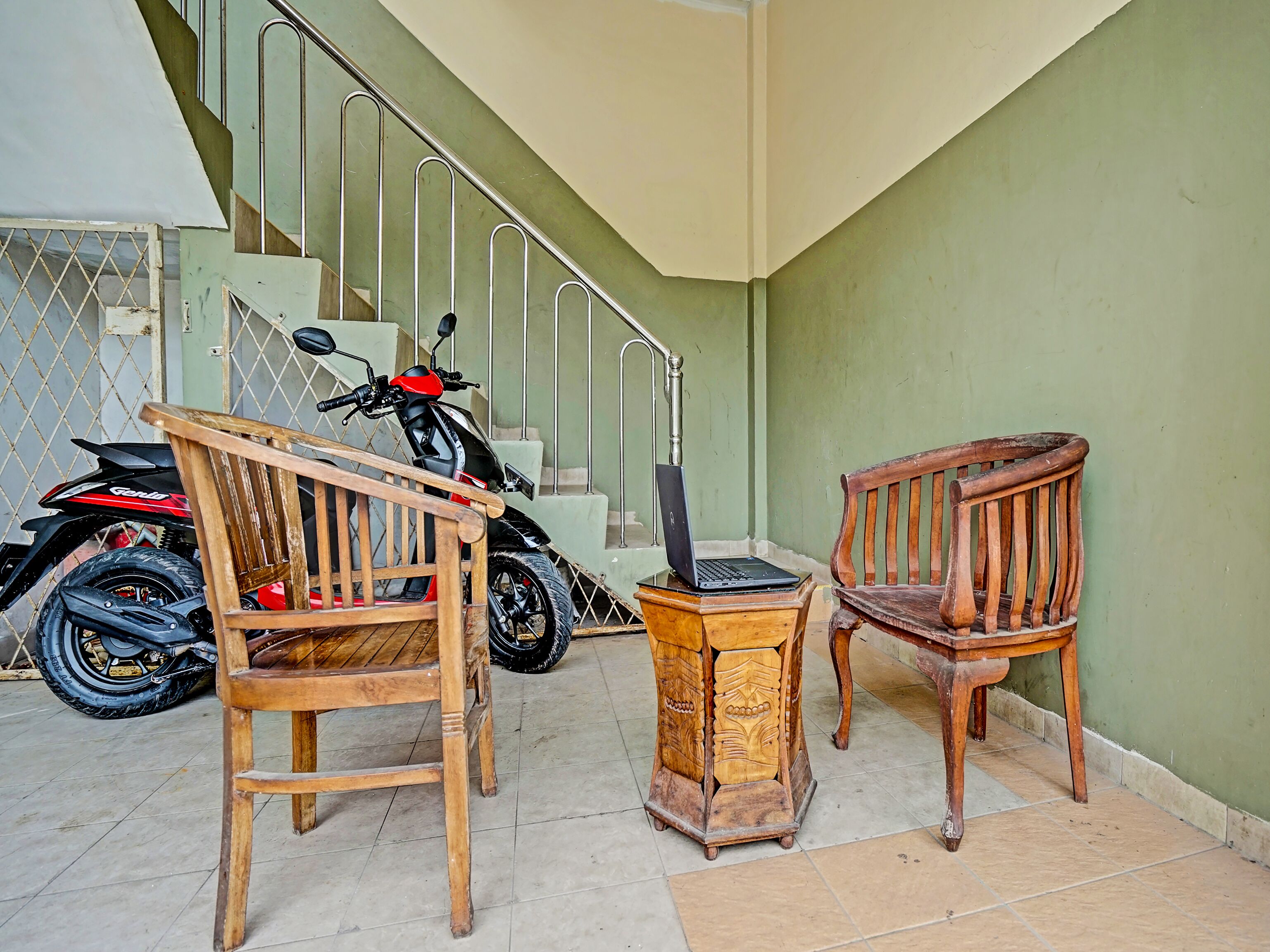Nugraha Kost by Oyo