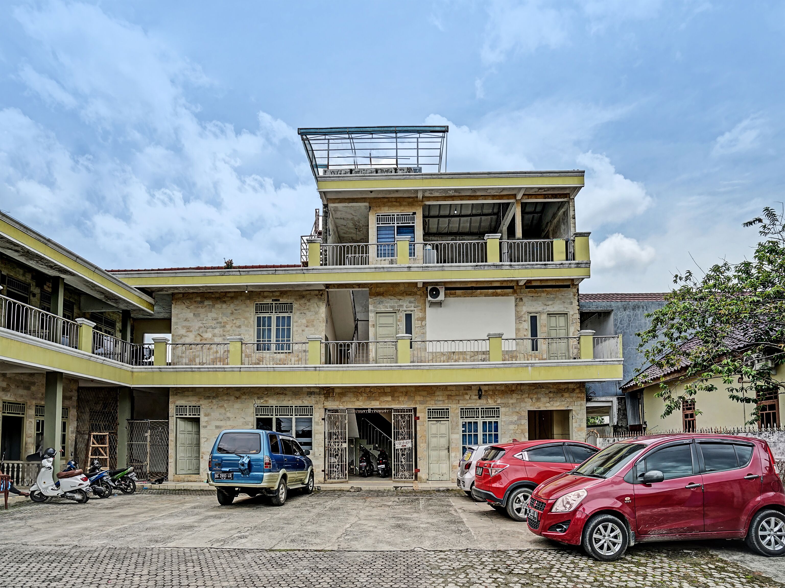 Nugraha Kost by Oyo