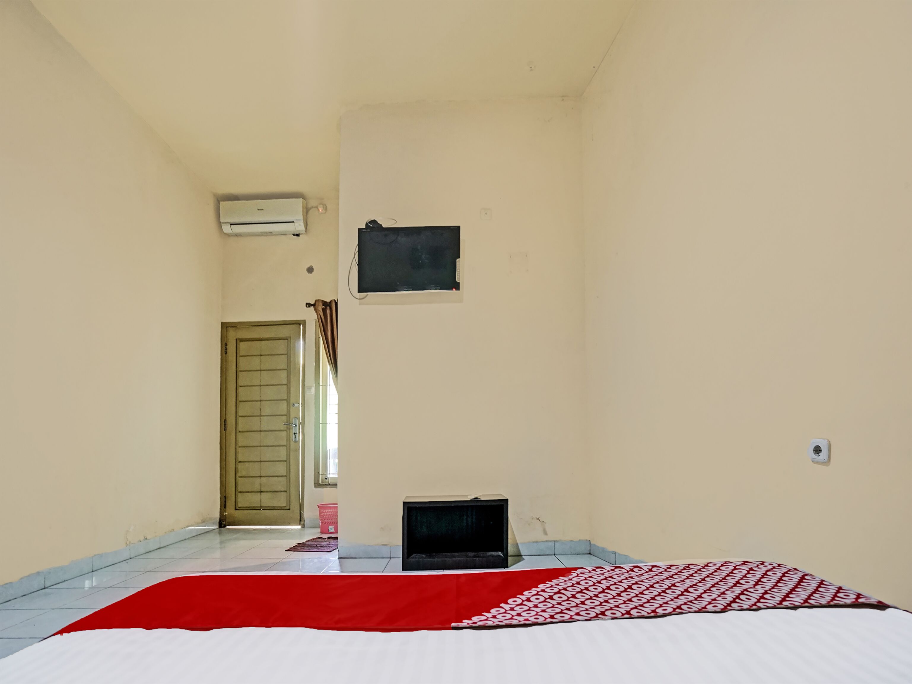 Nugraha Kost by Oyo