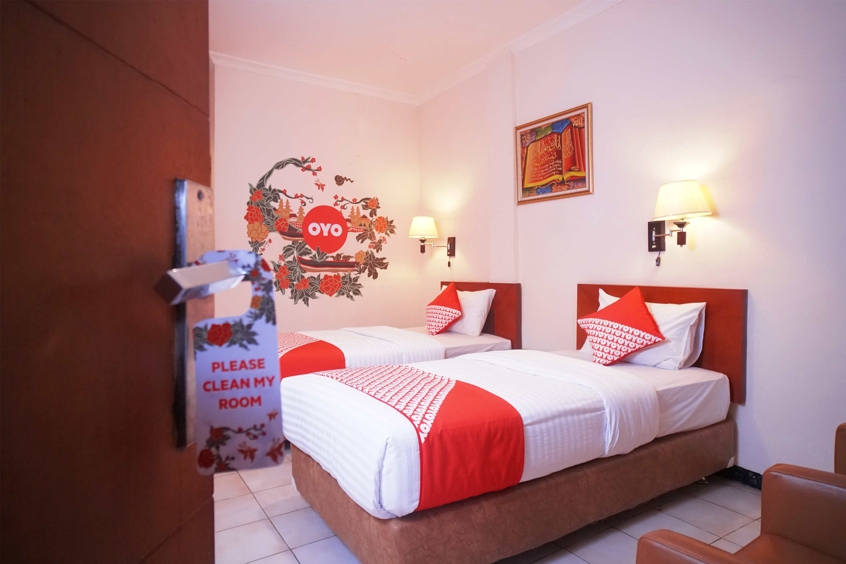 Hotel Al Furqon Syariah by OYO Rooms