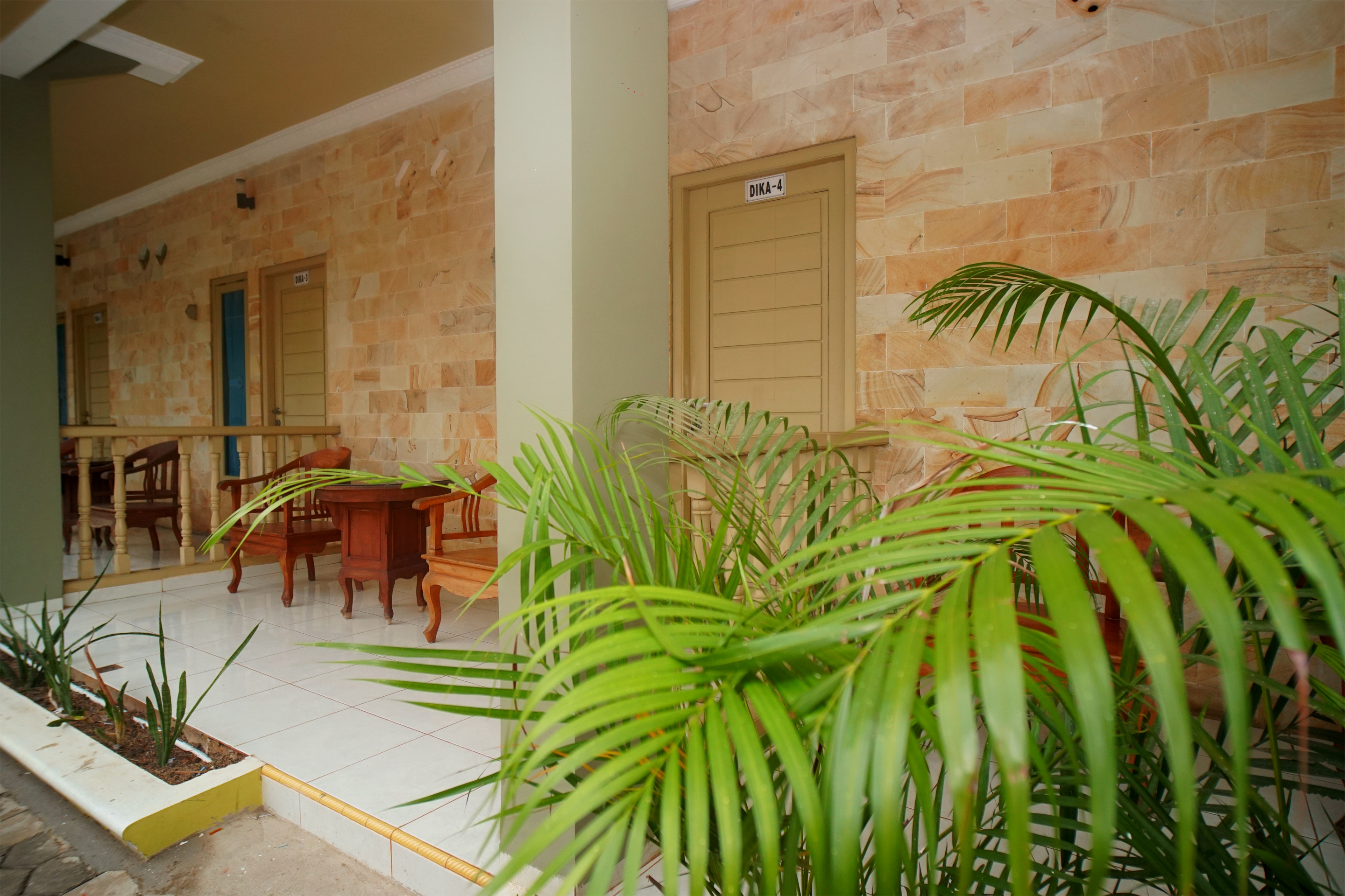 Urbanview Hotel Nugraha Palembang by RedDoorz